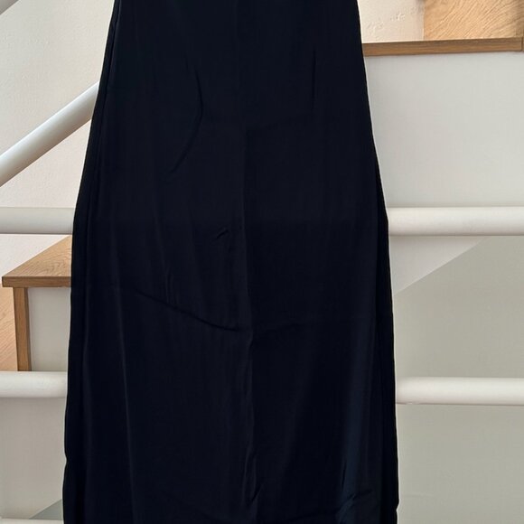 Reformation Strapless Larkin Dress in Black - Never Been Worn with Tags! - Picture 2 of 7